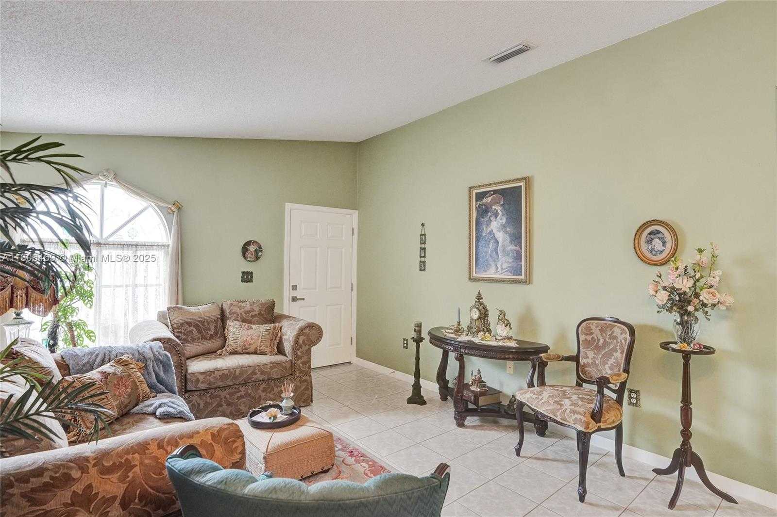 Small Image of 7001 WEST 35TH AVE #215, Hialeah Number 7
