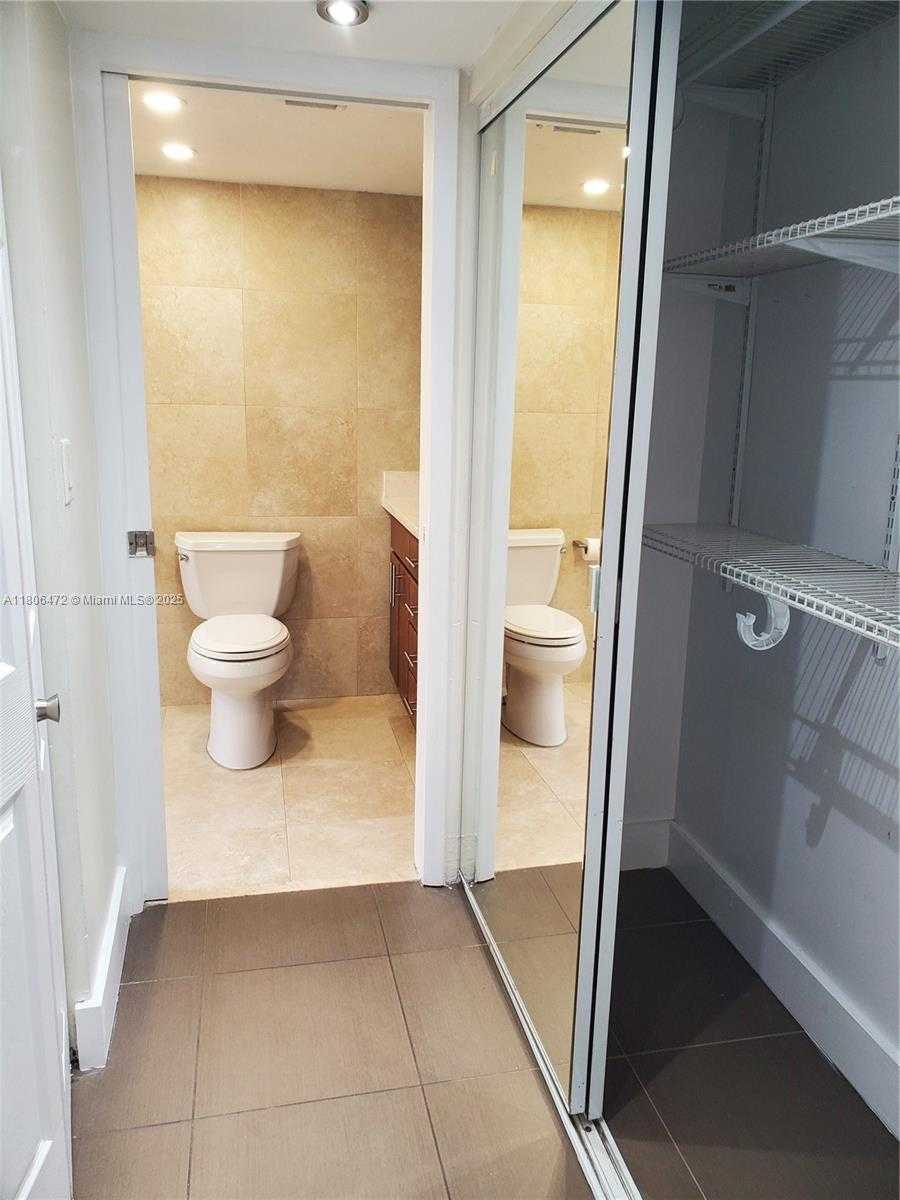 Small Image of 1775 WASHINGTON AVE #4A, Miami Beach Number 11