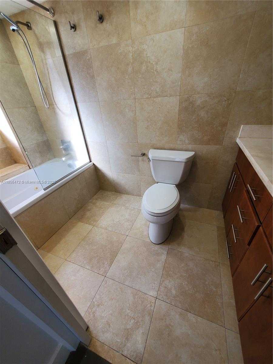 Small Image of 1775 WASHINGTON AVE #4A, Miami Beach Number 13