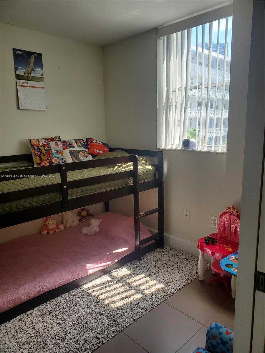 Small Image of 1775 WASHINGTON AVE #4A, Miami Beach Number 15