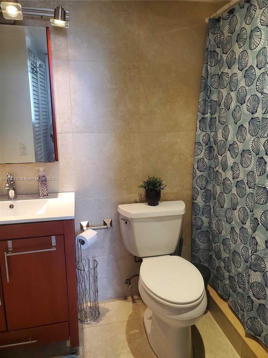 Small Image of 1775 WASHINGTON AVE #4A, Miami Beach Number 17