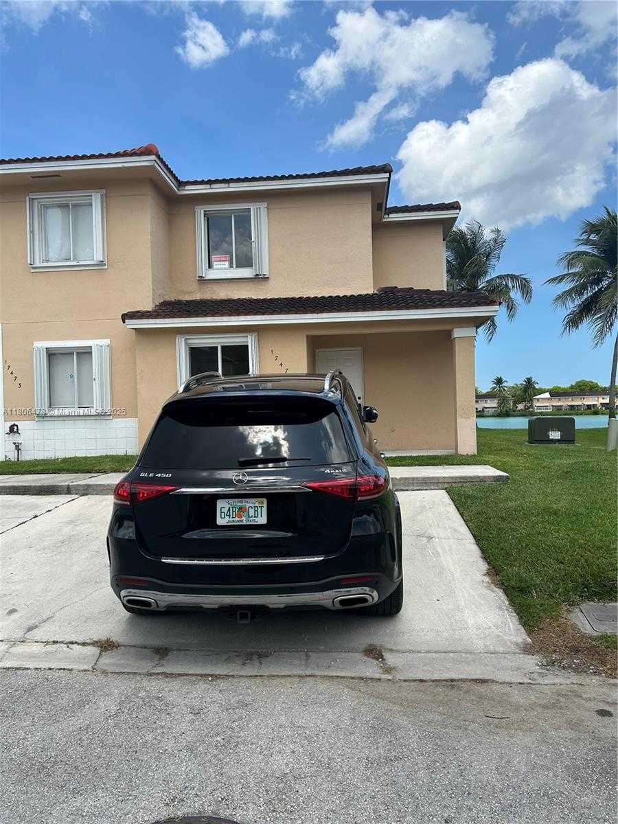 Small Image of 17479 SOUTH WEST 140TH CT, Miami Number 2