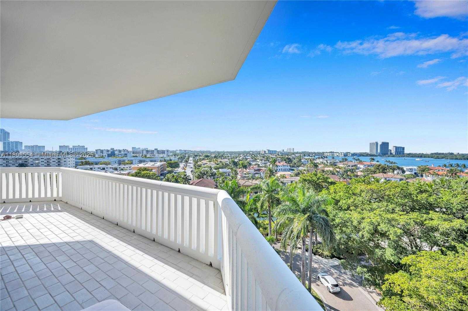 Small Image of 2000 ISLAND BLVD #806, Aventura Number 7
