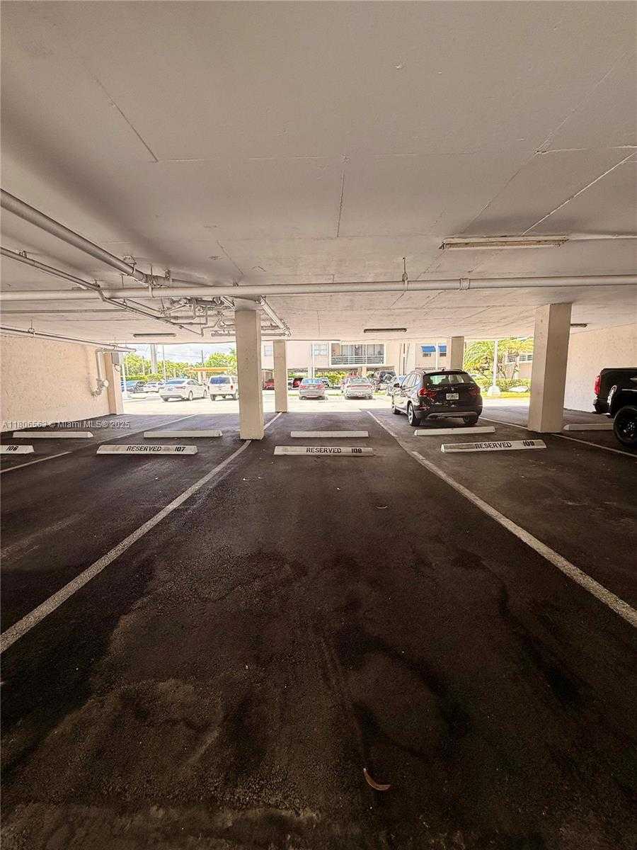 Small Image of 2821 NORTH 163RD ST #Apt 4X, North Miami Beach Number 21