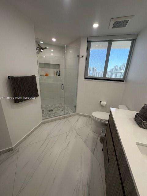 Small Image of 19500 TURNBERRY WAY #12A, Aventura Number 21