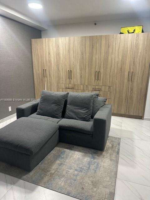 Small Image of 19500 TURNBERRY WAY #12A, Aventura Number 28