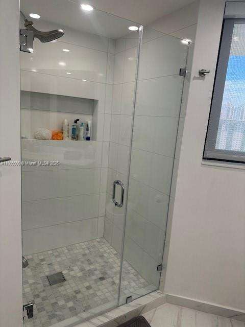 Small Image of 19500 TURNBERRY WAY #12A, Aventura Number 31