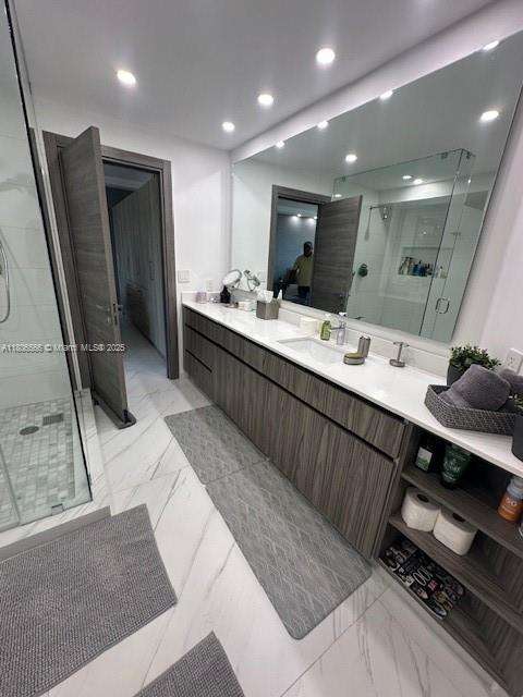 Small Image of 19500 TURNBERRY WAY #12A, Aventura Number 32