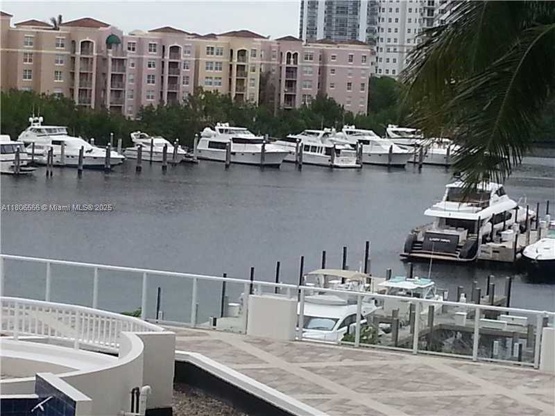 Small Image of 19500 TURNBERRY WAY #12A, Aventura Number 71