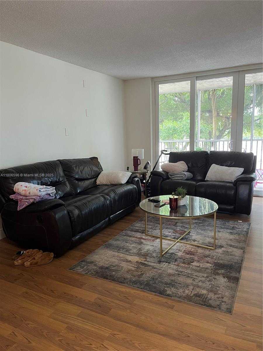 Small Image of 250 JACARANDA DR #303, Plantation Number 5