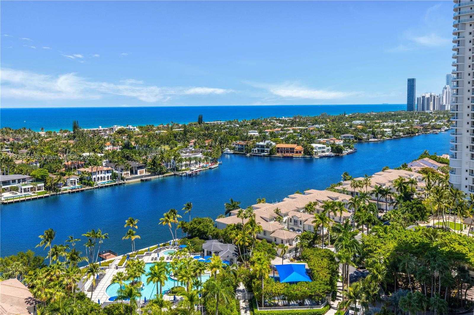 Small Image of 21200 POINT PL #1802, Aventura Number 45