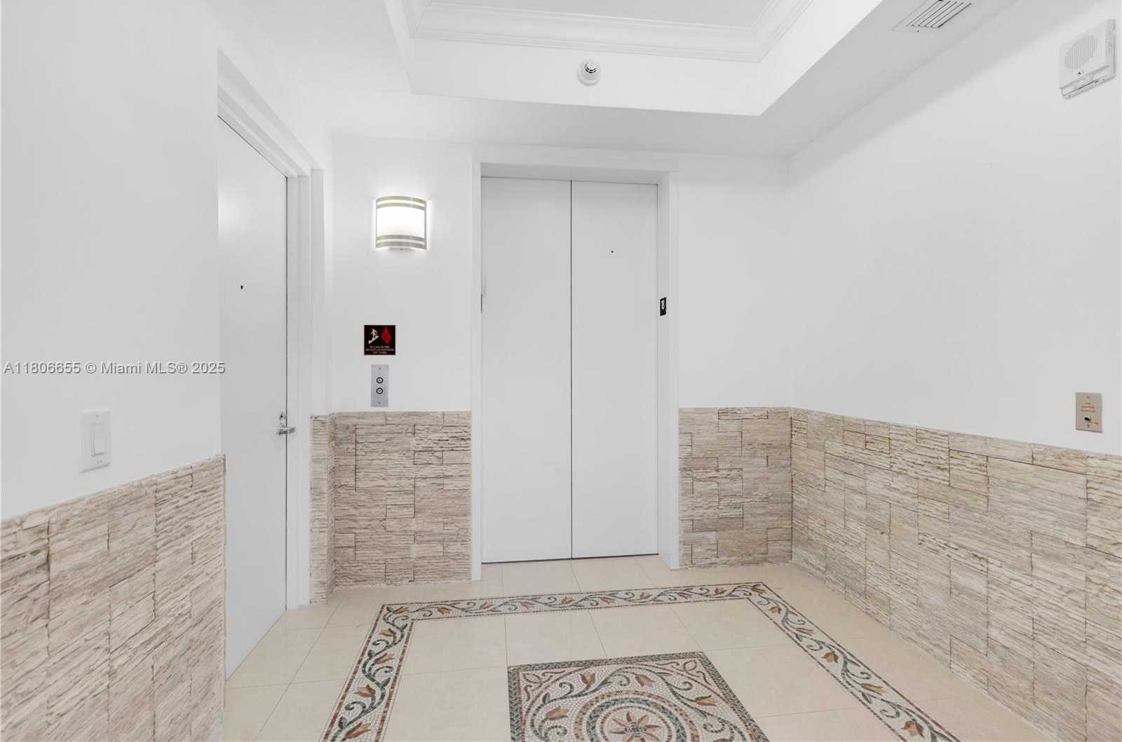 Small Image of 21200 POINT PL #1802, Aventura Number 48