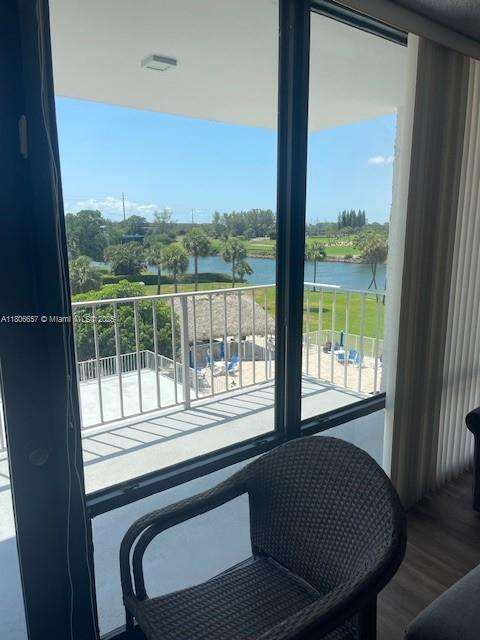 Small Image of 336 GOLFVIEW RD #403, North Palm Beach Number 6