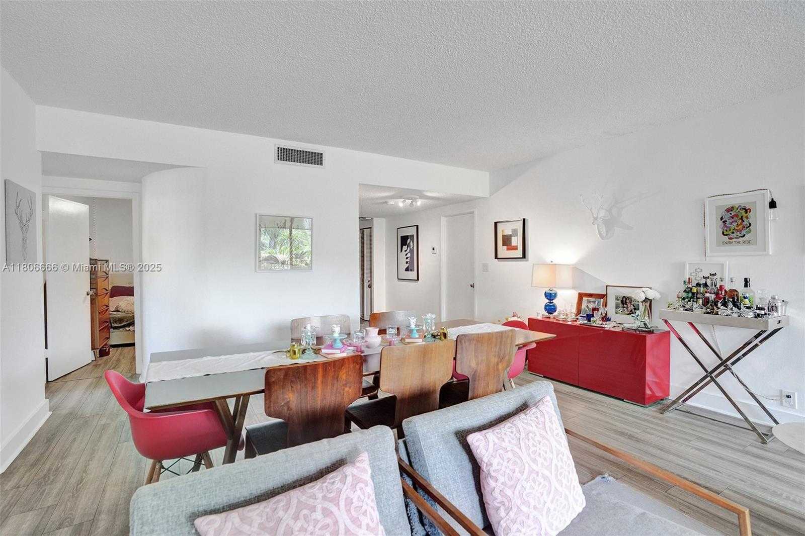 Small Image of 161 CRANDON BLVD #325, Key Biscayne Number 11
