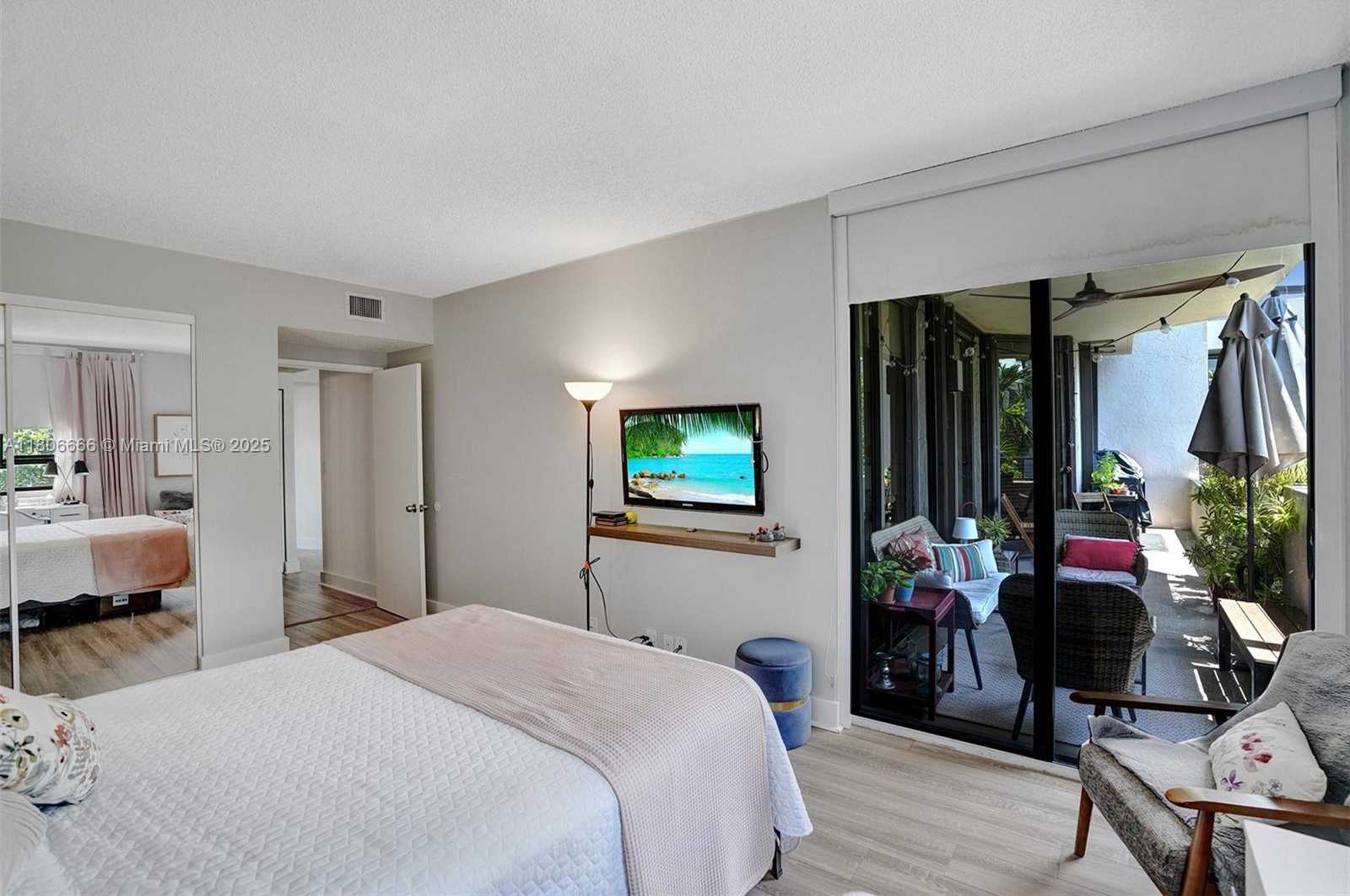 Small Image of 161 CRANDON BLVD #325, Key Biscayne Number 21