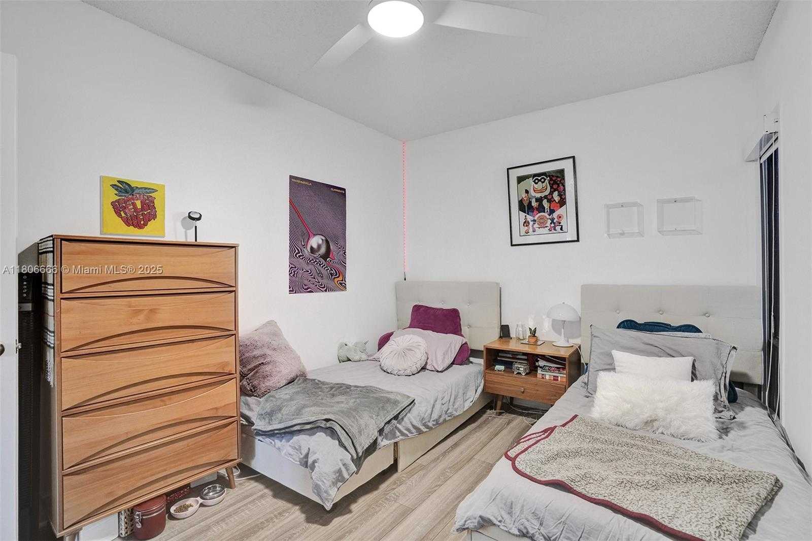 Small Image of 161 CRANDON BLVD #325, Key Biscayne Number 27