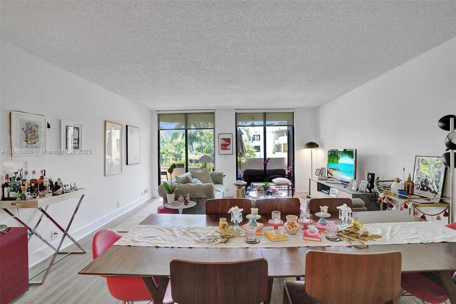 Small Image of 161 CRANDON BLVD #325, Key Biscayne Number 4