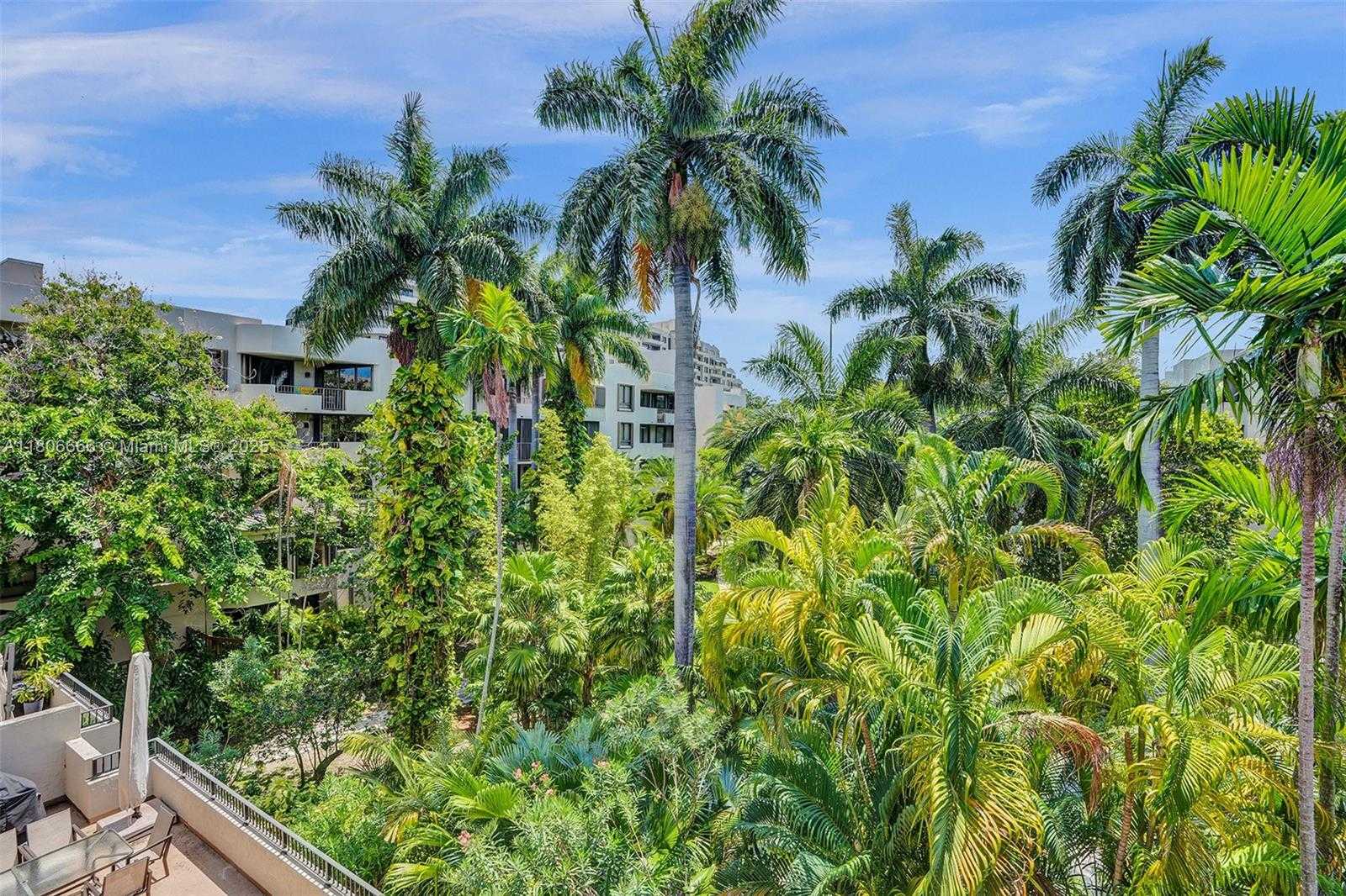 Small Image of 161 CRANDON BLVD #325, Key Biscayne Number 40