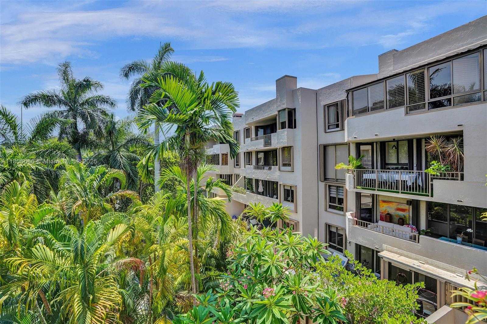Small Image of 161 CRANDON BLVD #325, Key Biscayne Number 42