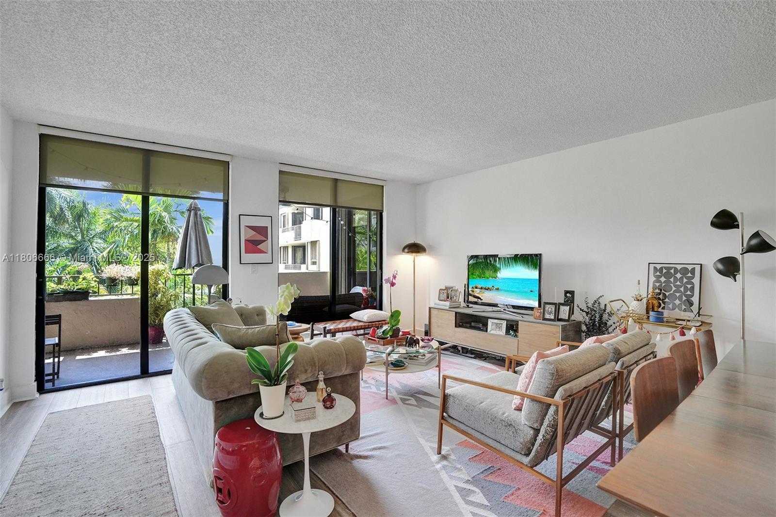 Small Image of 161 CRANDON BLVD #325, Key Biscayne Number 5