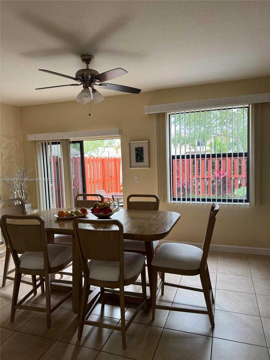Small Image of 11564 SOUTH WEST 151ST AVE, Miami Number 10
