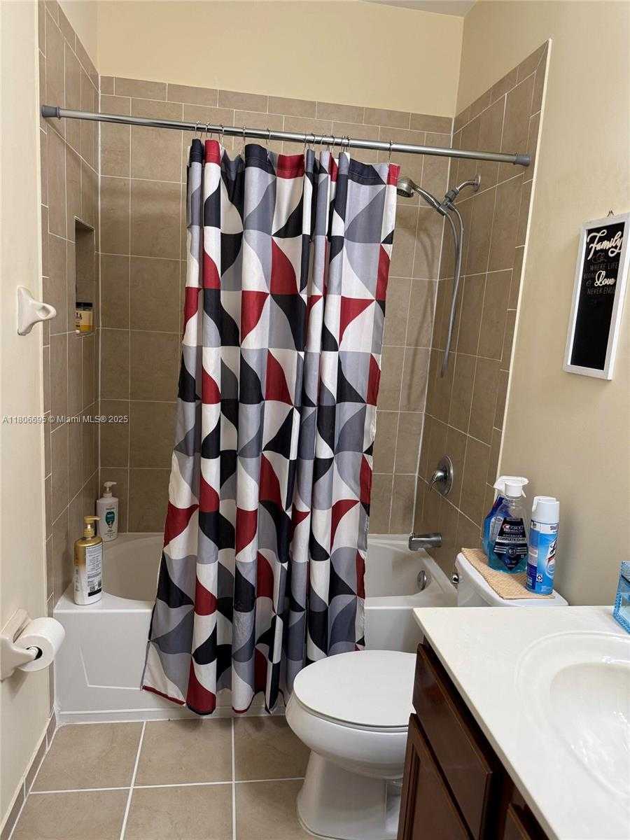 Small Image of 11564 SOUTH WEST 151ST AVE, Miami Number 14