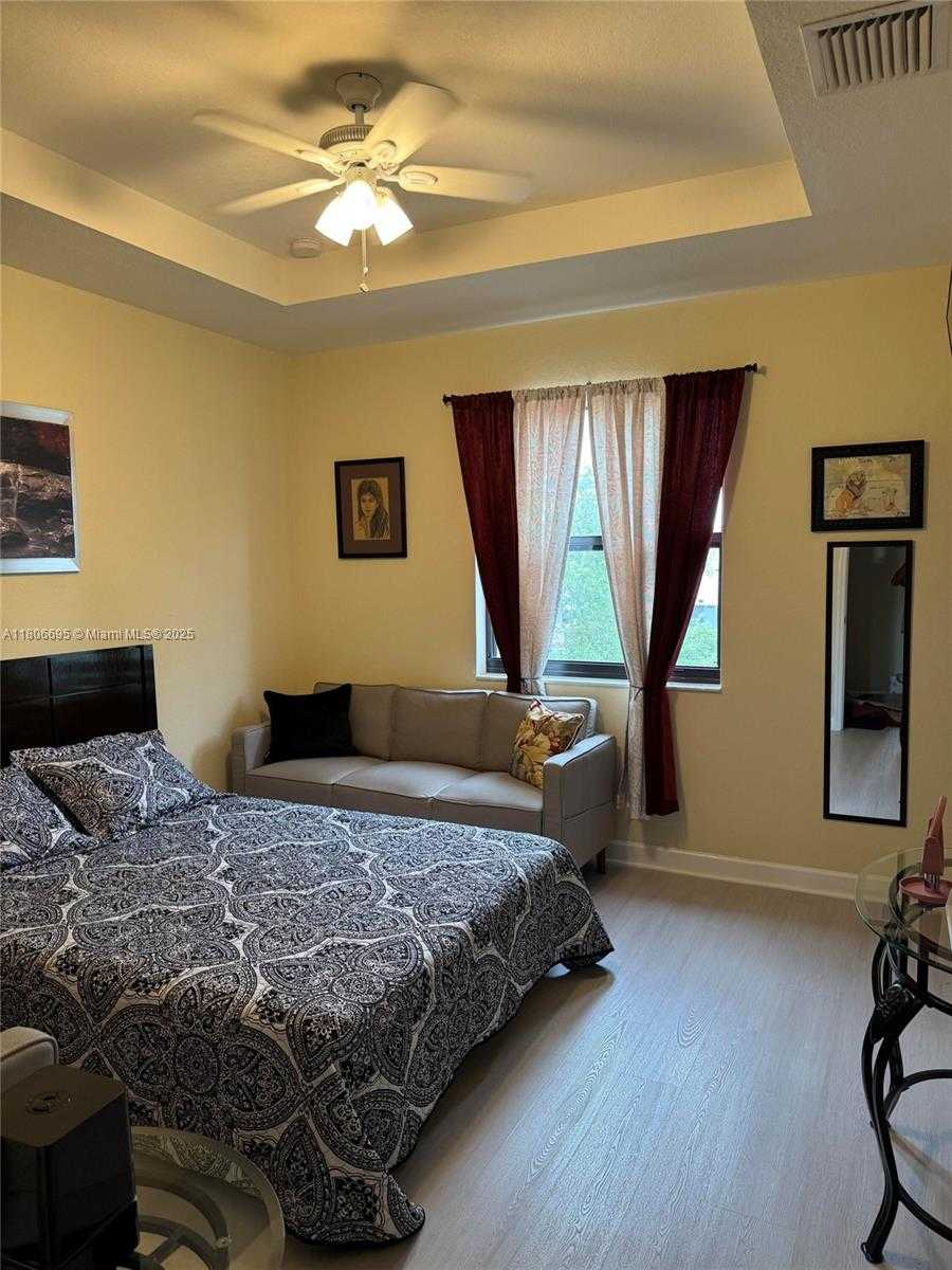 Small Image of 11564 SOUTH WEST 151ST AVE, Miami Number 15