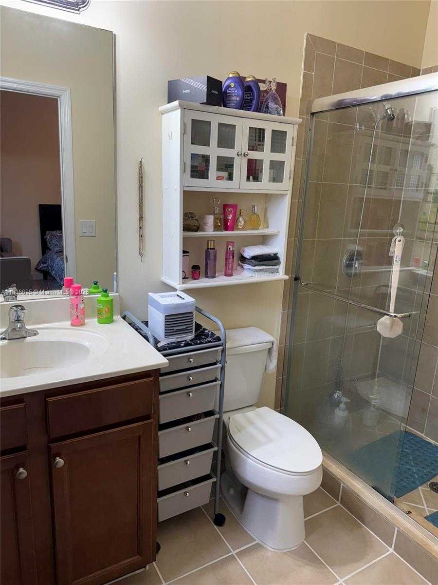 Small Image of 11564 SOUTH WEST 151ST AVE, Miami Number 16