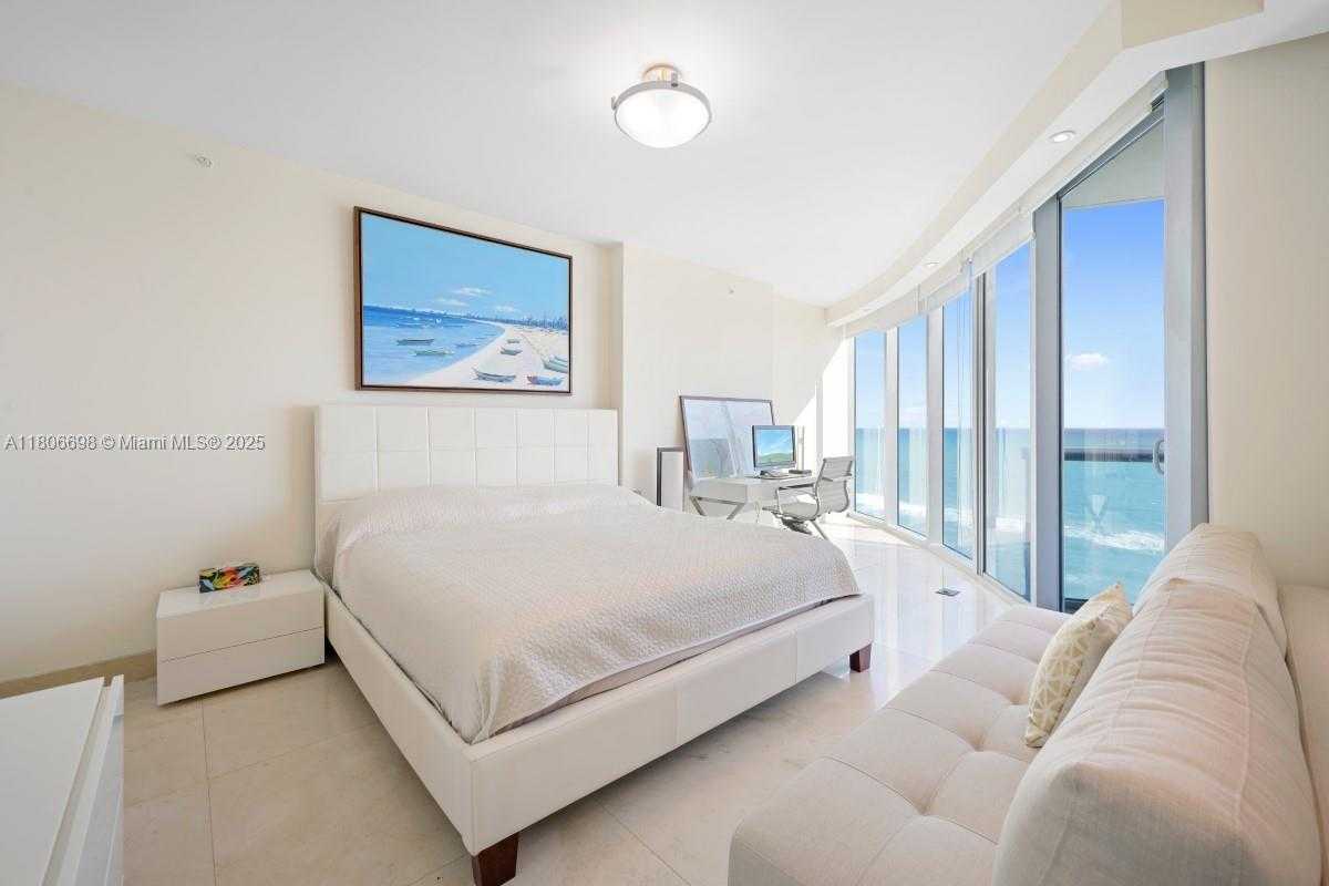 Small Image of 17001 COLLINS AVE #1204, Sunny Isles Beach Number 11