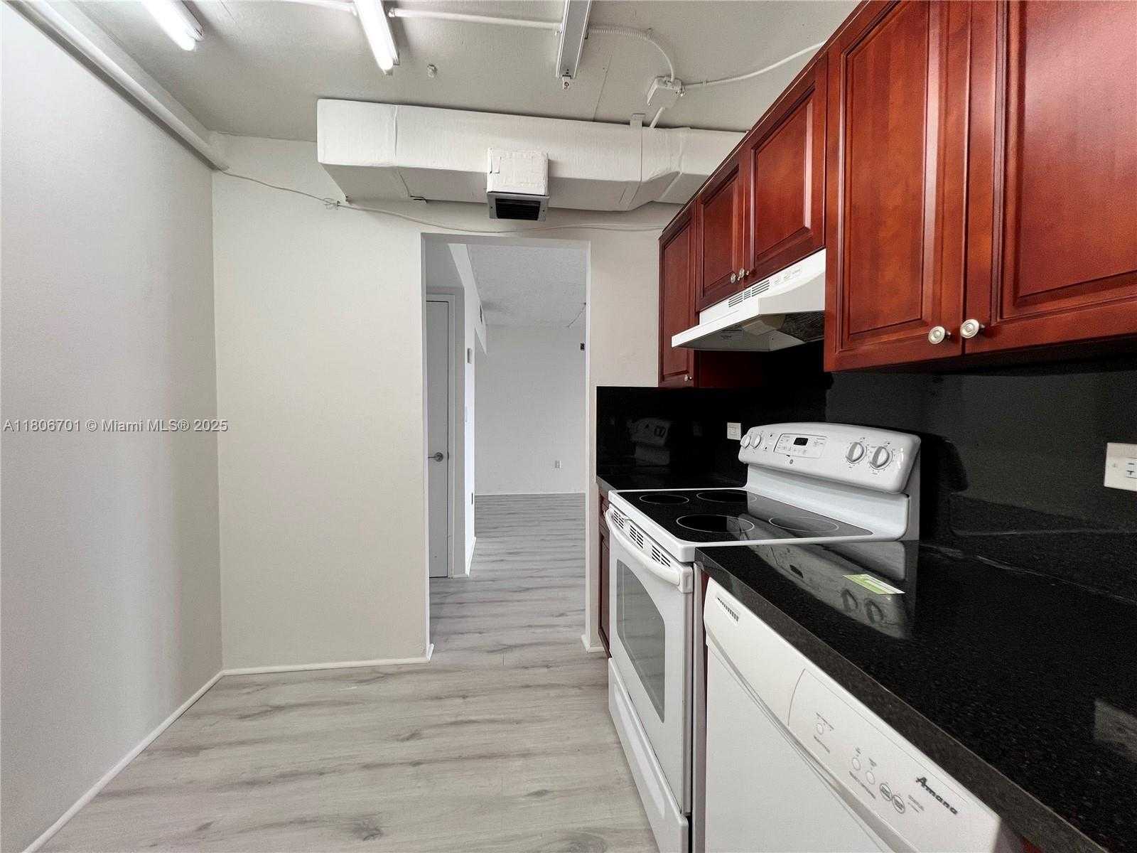 Small Image of 20515 EAST COUNTRY CLUB DR #245, Aventura Number 20