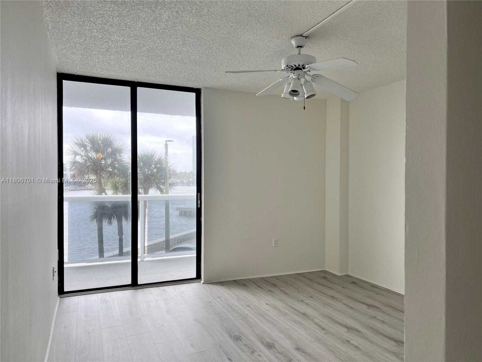 Small Image of 20515 EAST COUNTRY CLUB DR #245, Aventura Number 25