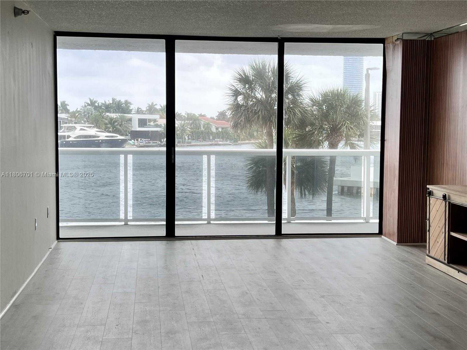 Small Image of 20515 EAST COUNTRY CLUB DR #245, Aventura Number 3