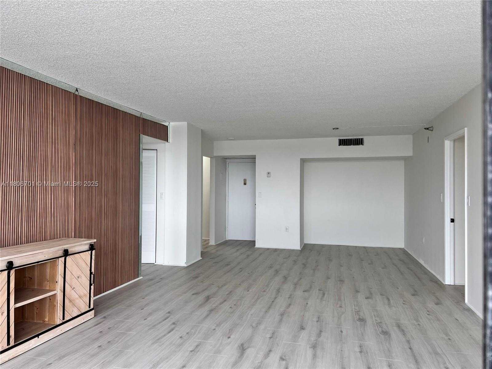 Small Image of 20515 EAST COUNTRY CLUB DR #245, Aventura Number 31