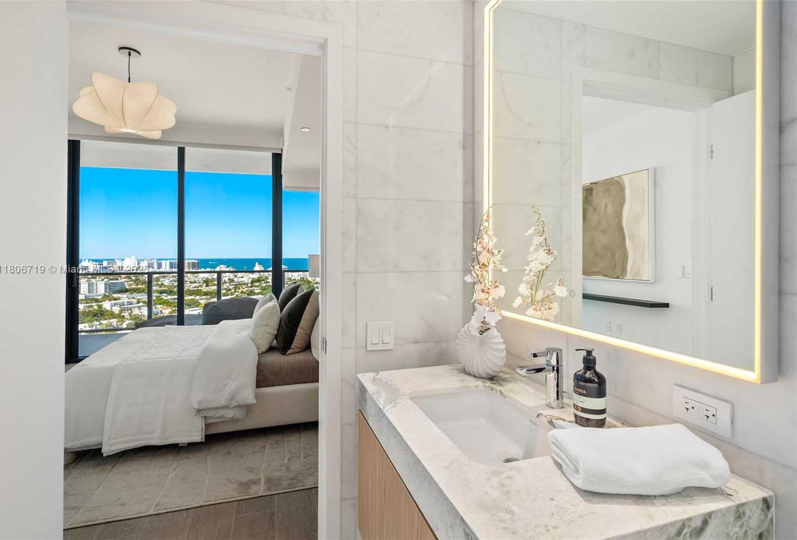 Small Image of 500 ALTON RD #2308, Miami Beach Number 14