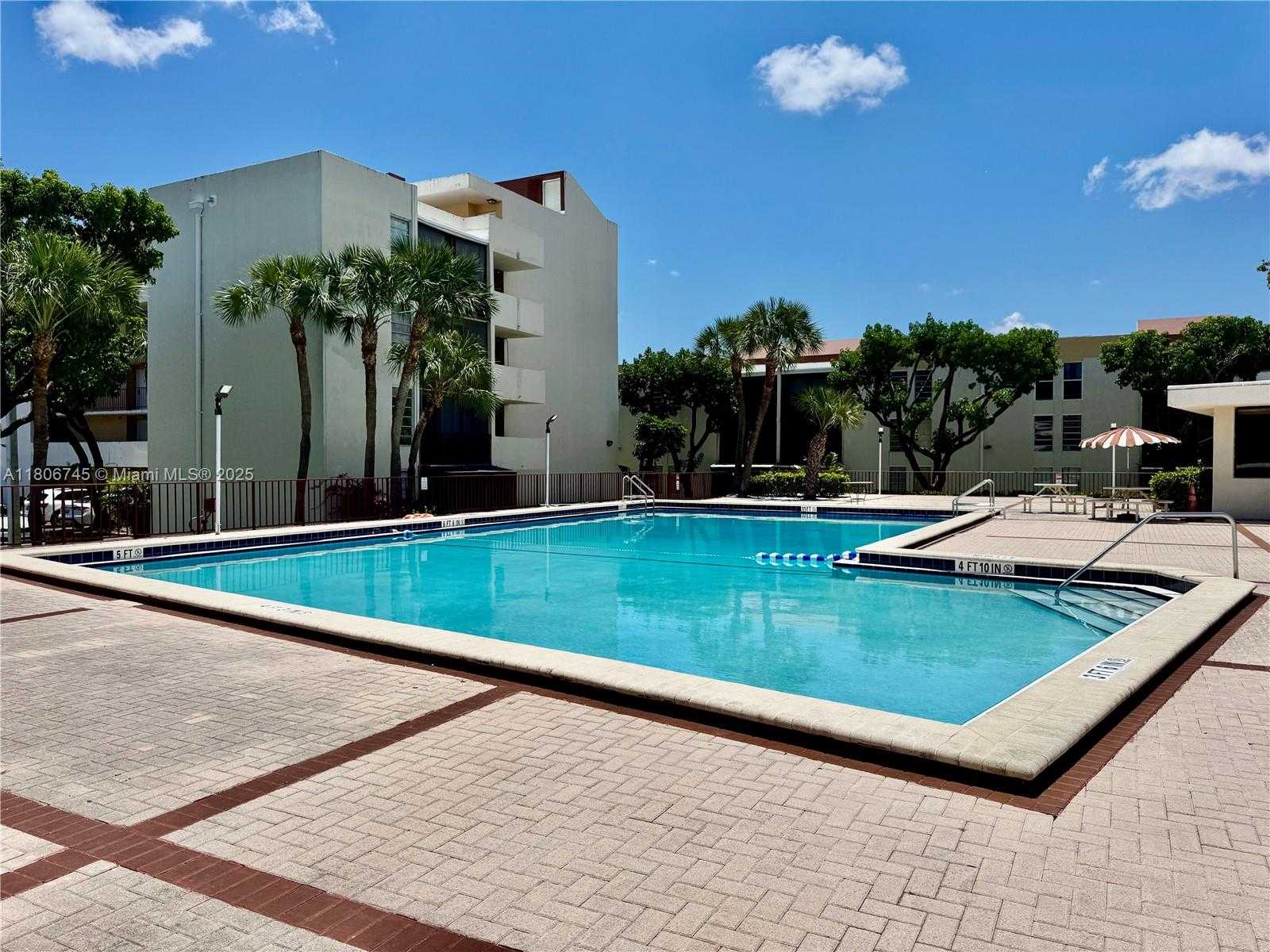 Small Image of 8810 FONTAINEBLEAU BLVD #318, Miami Number 56
