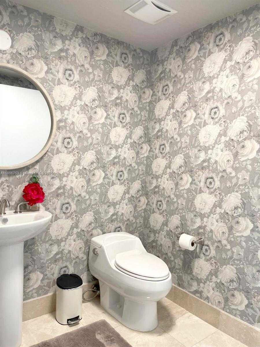 Small Image of 3301 NE 183 ST #1705, Aventura Number 12