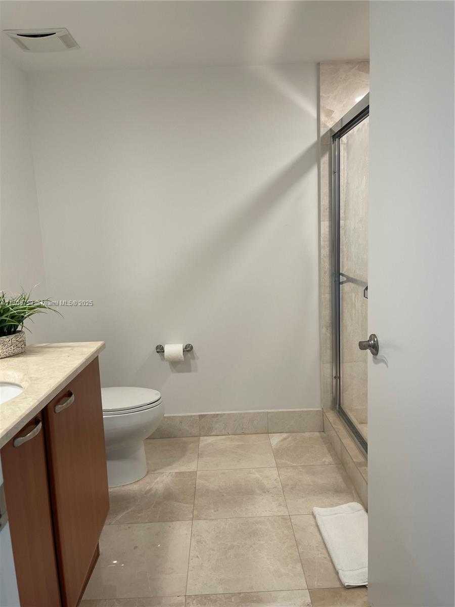 Small Image of 3301 NE 183 ST #1705, Aventura Number 23