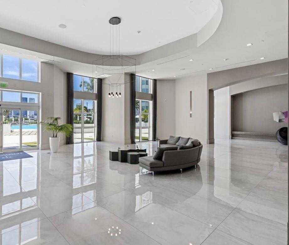 Small Image of 3301 NE 183 ST #1705, Aventura Number 28