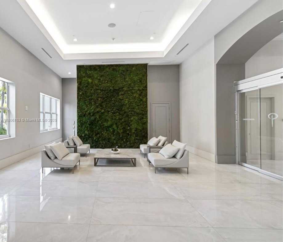 Small Image of 3301 NE 183 ST #1705, Aventura Number 29