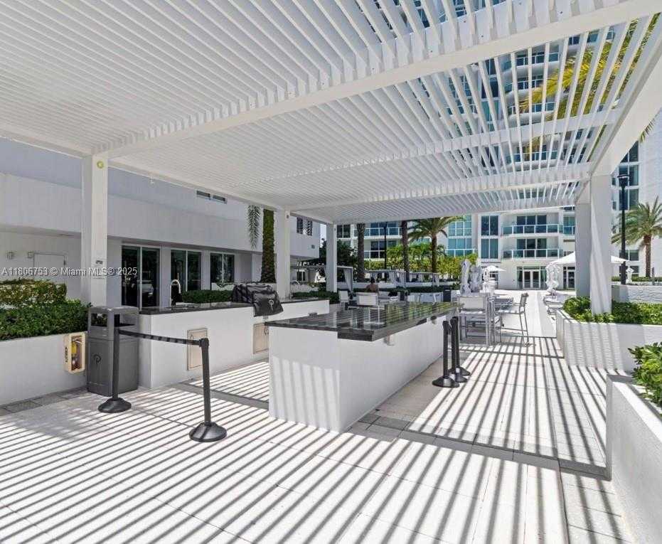 Small Image of 3301 NE 183 ST #1705, Aventura Number 38