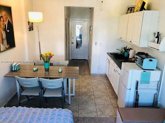 Small Image of 255 WEST 24TH ST #334, Miami Beach Number 12