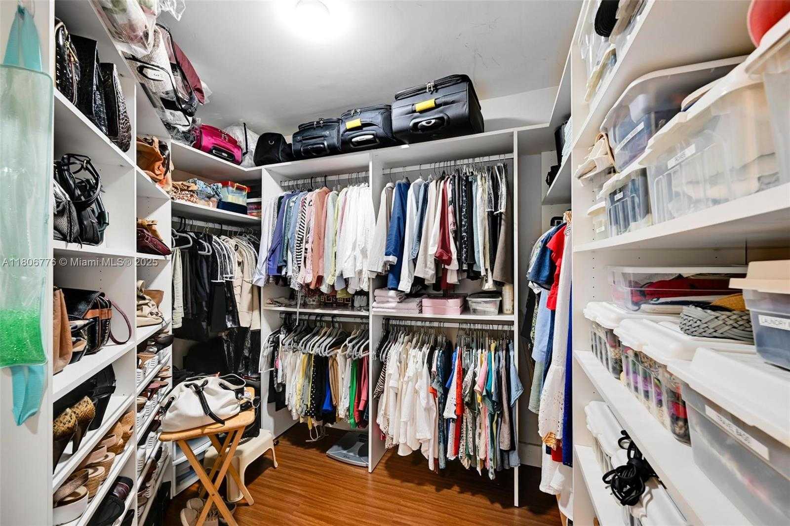 Small Image of 3640 YACHT CLUB DR #502, Aventura Number 16