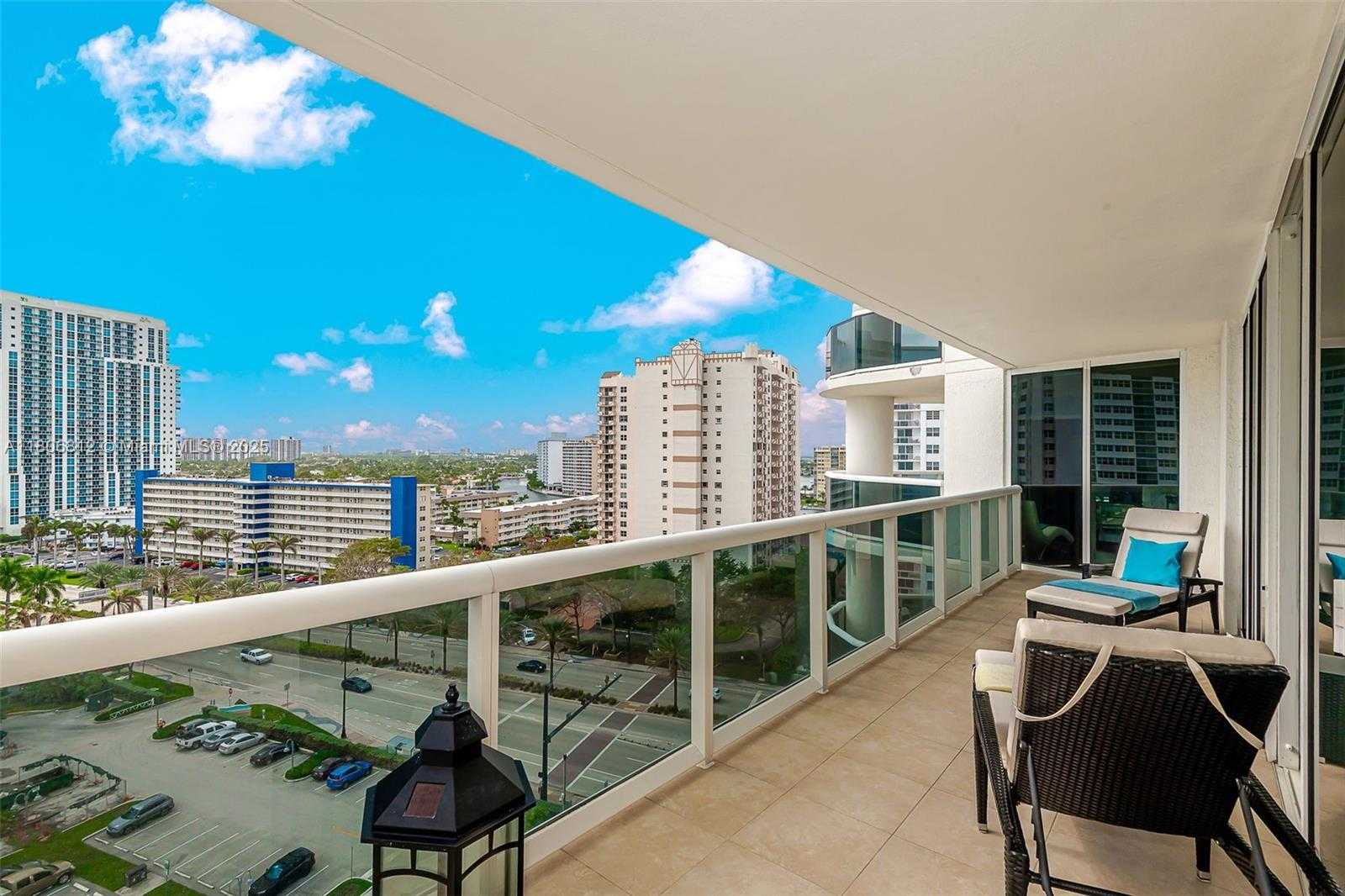 Small Image of 1850 SOUTH OCEAN DR #1105, Hallandale Beach Number 5
