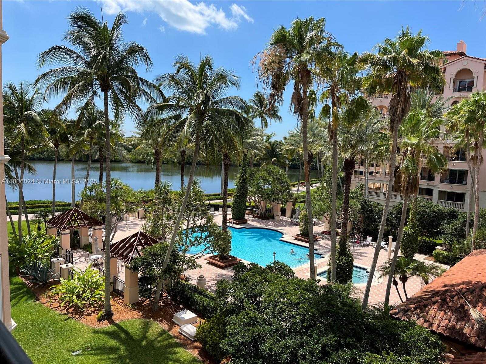 Small Image of 13637 DEERING BAY DR #231, Coral Gables Number 19