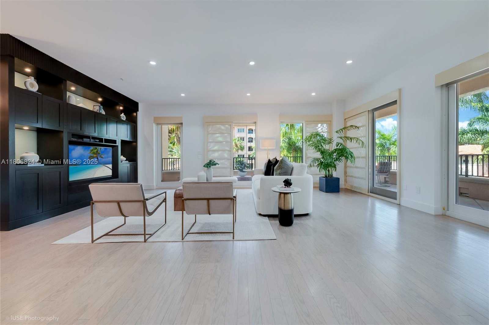 Small Image of 13637 DEERING BAY DR #231, Coral Gables Number 3