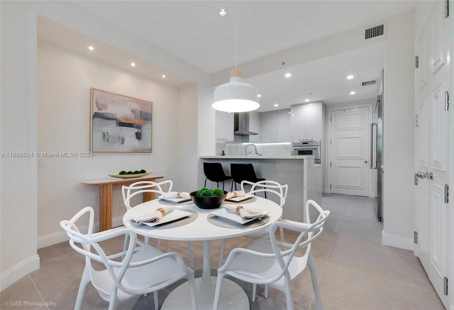 Small Image of 13637 DEERING BAY DR #231, Coral Gables Number 7