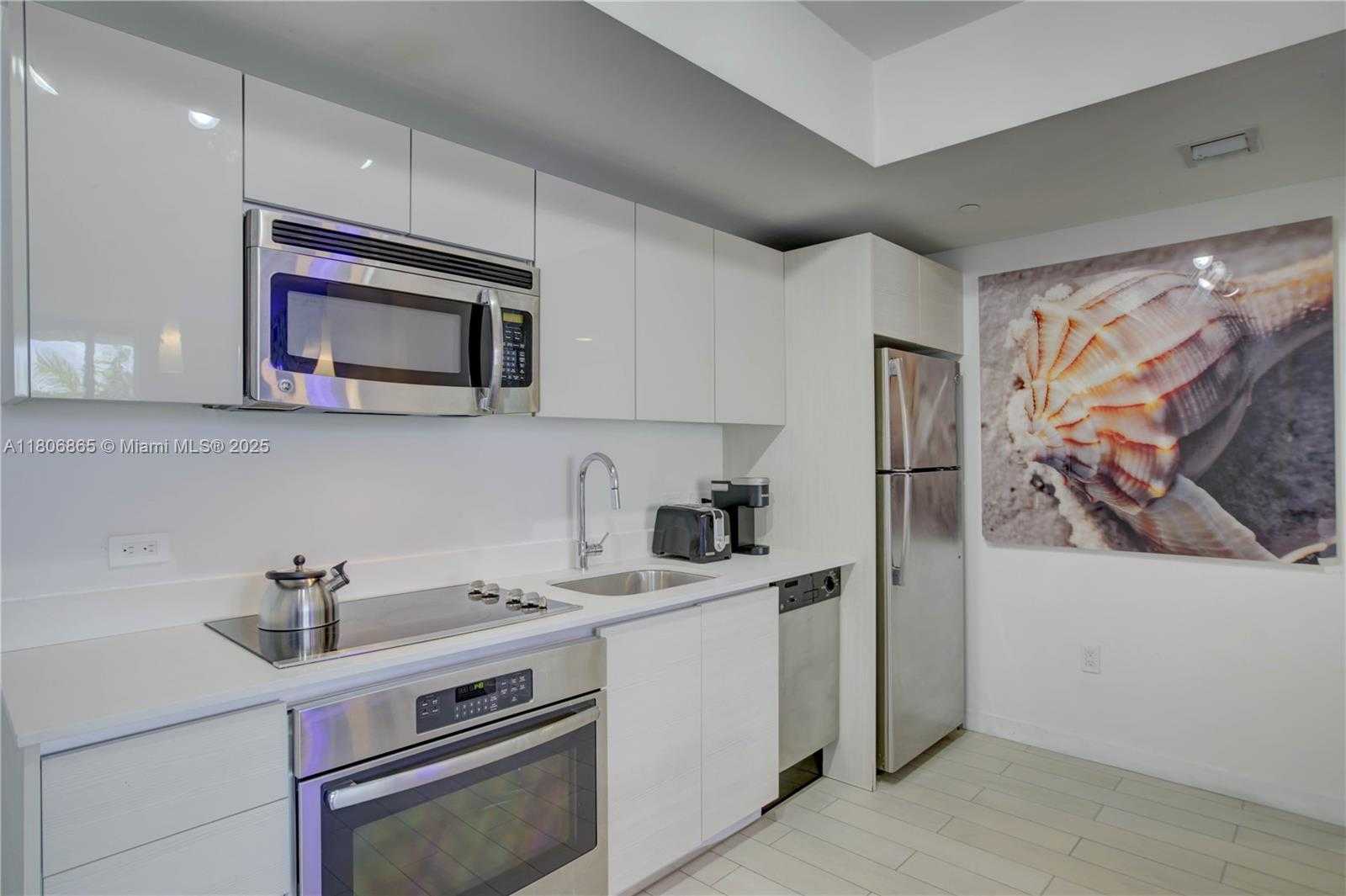 Small Image of 2602 EAST HALLANDALE BEACH BLVD #R407, Hallandale Beach Number 12