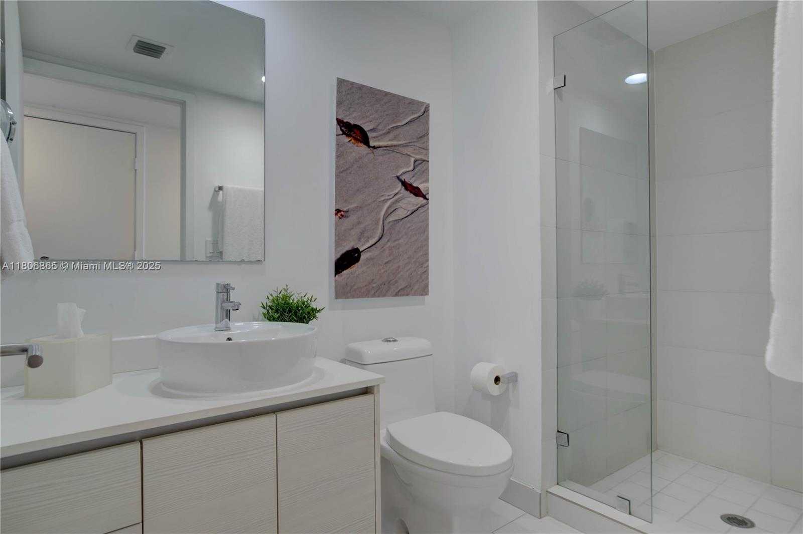 Small Image of 2602 EAST HALLANDALE BEACH BLVD #R407, Hallandale Beach Number 25
