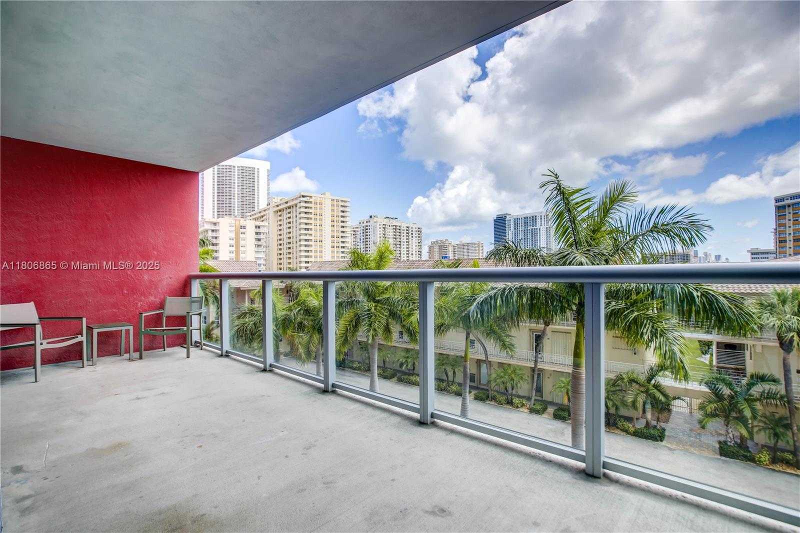 Small Image of 2602 EAST HALLANDALE BEACH BLVD #R407, Hallandale Beach Number 27