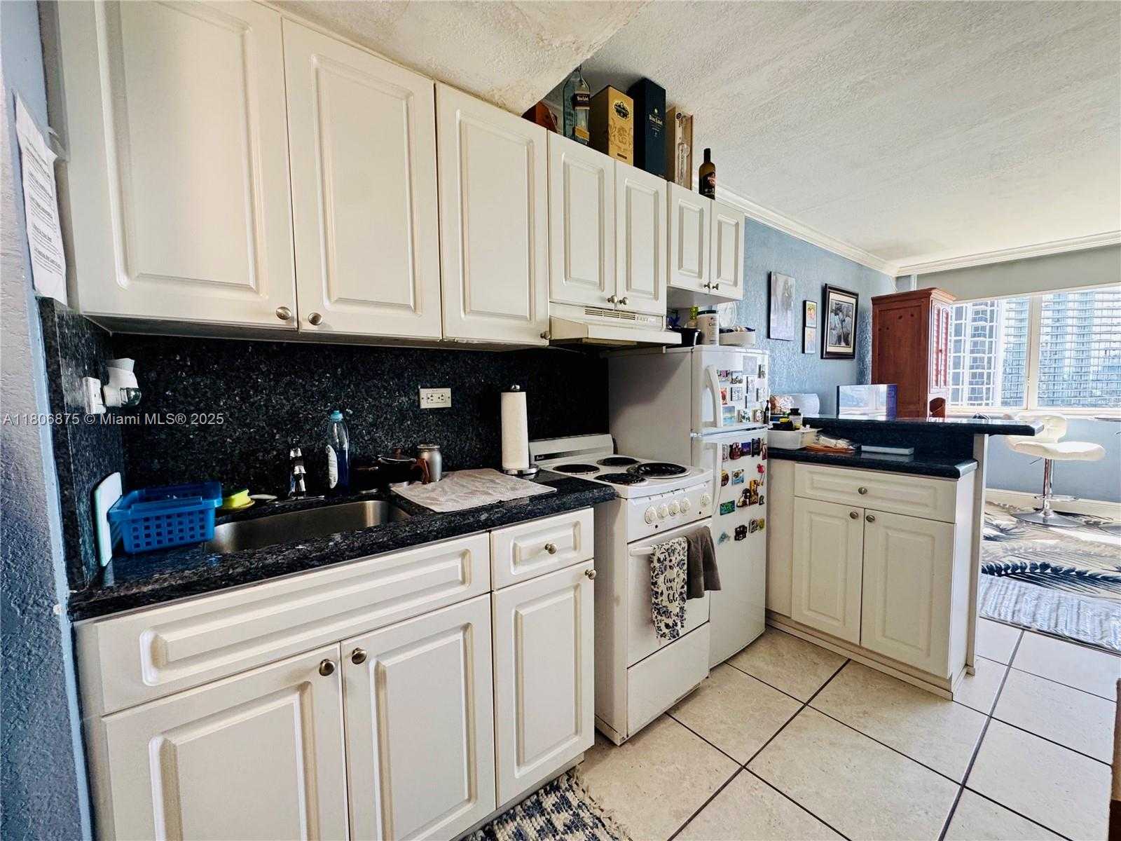Small Image of 19201 COLLINS AVE #843, Sunny Isles Beach Number 2